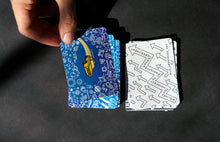 Lade das Bild in den Galerie-Viewer, Mit dem Taxi in den Weltraum – inkl. vorfrankierter Postkarte – 52+ Fragen für das beste Gespräch seit Langem